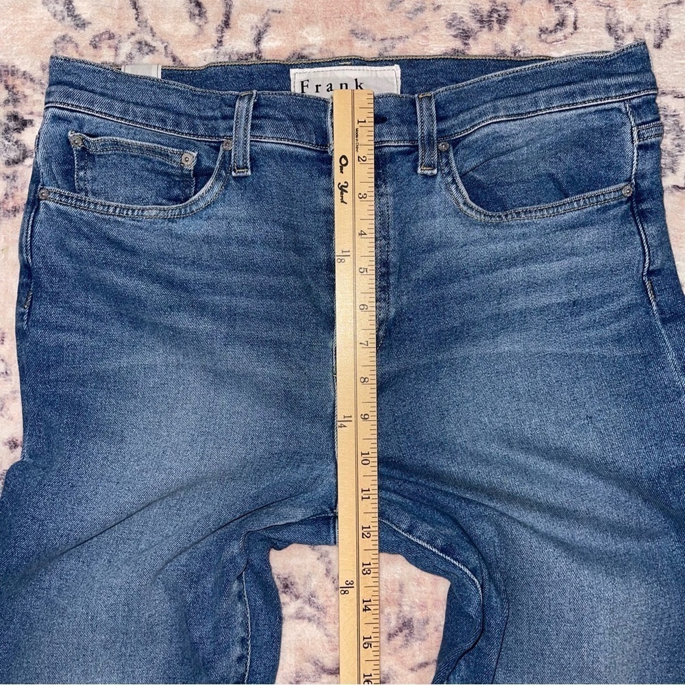 Frank & Eileen CORK Everyday Jean Straight Leg
Denim Size: 32 - Picture 8 of 15